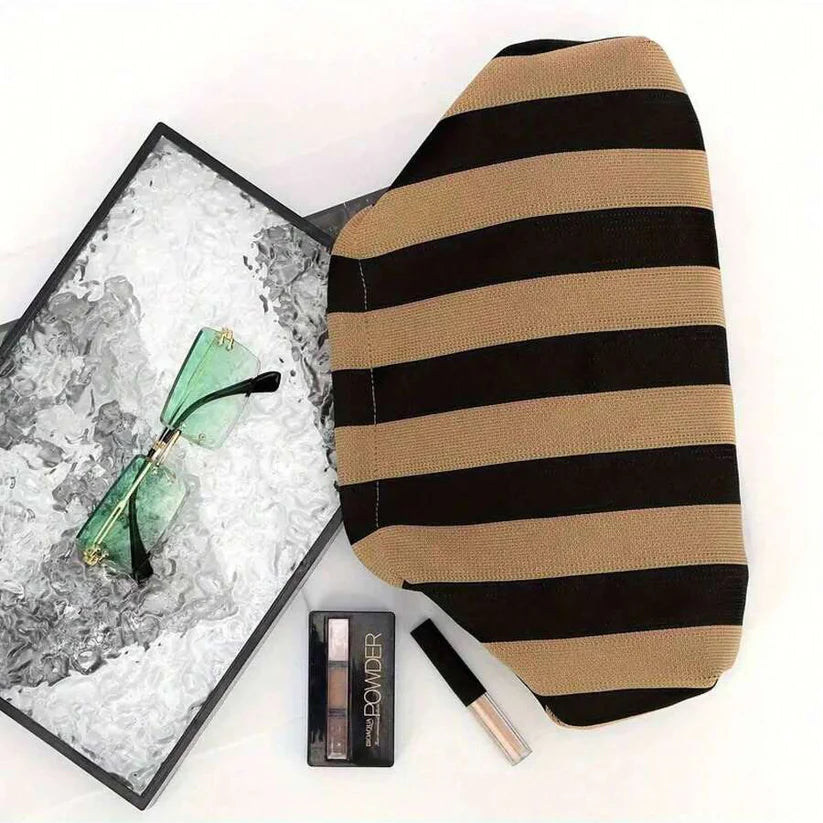 Stripe Cloud Clutch Bag(Black/Brown)