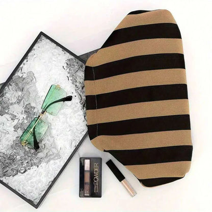 Stripe Cloud Clutch Bag(Black/Brown)